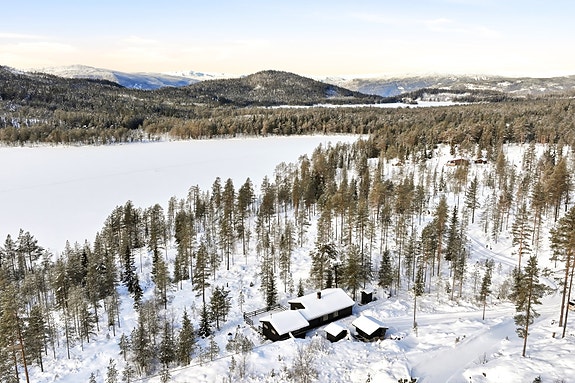 PrivatMegleren v/ Janne Berner-Mediaas har gleden av å presentere Hafoss! Foto: Tor Helge Thorsen