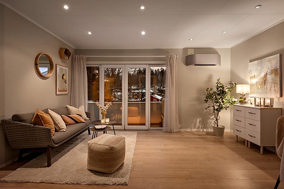 Velkommen til Vallerveien 104 - Presentert av Andreas Bock v/EIE eiendomsmegling Bærum, Foto: Nanna Wolden (Diakrit)