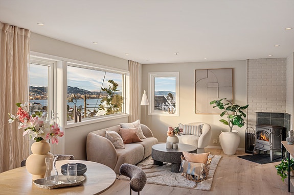 - Emera Eiendomsmegling v/Erlend Stokmo har gleden av å presentere Bjørkelien 71 -