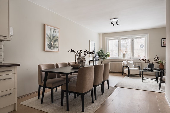 Velkommen til Fagerborggata 40B, presentert av Martin Ruud og Espen Johnsen ved Nordvik Majorstuen. Foto: Dag Sandven.