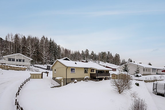 Velkommen til Lindalsvegen 11! Foto: Lars Marius Bækkevold