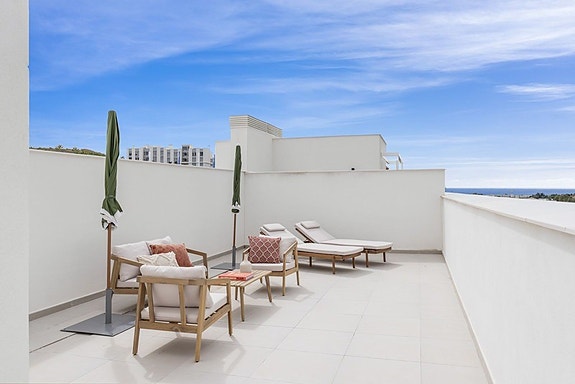 Penthouse med 3 soverom | Terrasse 107 m² | Sørvendt og delvis havutsikt