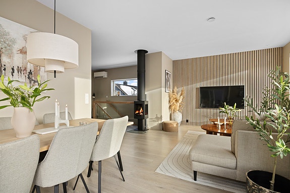 DNB Eiendom v/Iselin Stendahl ønsker deg velkommen til en moderne og flott enebolig på familievennlige Dalgård!