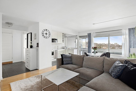 Velkommen til Dr. Dedichens vei 100, 11. etasje. Visning søndag 01.03, kl. 12:00-13:00. Foto: Junaid Hanif/Diakrit