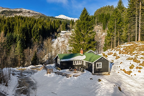 Velkommen til Sandvikdalen! presentert av Eiendomsmegler 1 v/Tonje Krakk. Foto: Vestbris