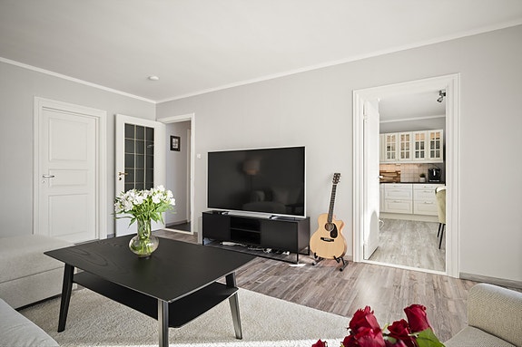 Pene, lyse overflater!