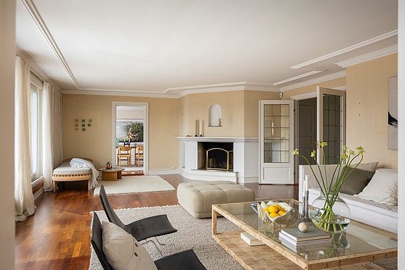 Mange soltimer, god plass til familien og rom for selskapeligheter. Velkommen til Ryghs vei 5B, bilder tatt av fotograf Anne Andersen.