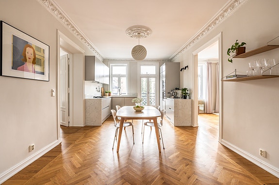 Velkommen til Colletts gate 9A. Fotografert av Steffen Rikenberg.