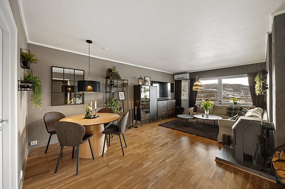 Velkommen til Høvdingvegen 6B, presentert av EiendomsMegler 1 v/ Kjetil Sandmo. Foto: ELW media (Espen Wåde).