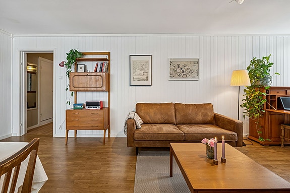 God plass til oppbevaring og dekorative løsninger.