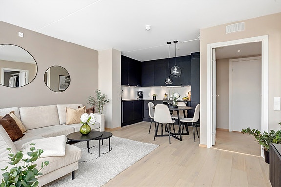 Velkommen til Sigurd Hoels vei 2! Presentert av Nordvik Frogner. (Foto: Junaid Hanif v. Diakrit)