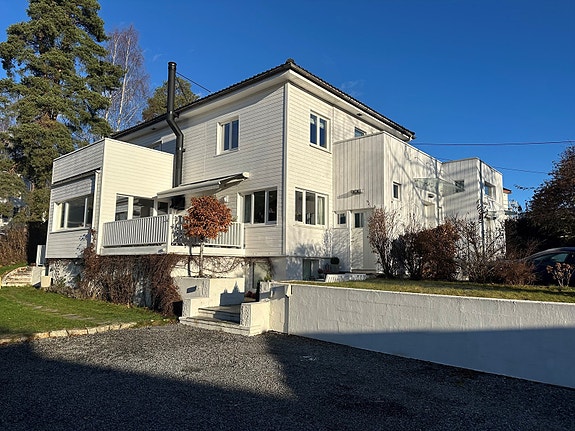 Velkommen til Parkveien 17B presentert av Erik Andersson - Aktiv. tlf: 975 64 298 Foto: Fotoetcetra