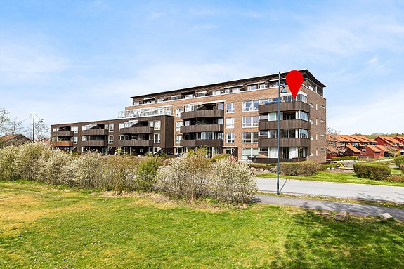 Velholdt, stor endeleilighet i attraktivt boligsameie (Foto: Stian Dirdal)