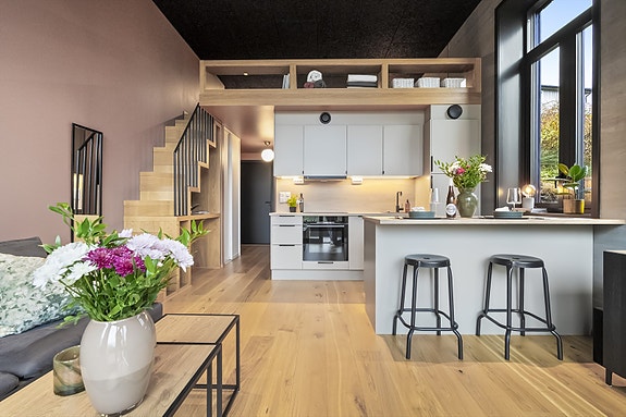 - Velkommen til Kyrkjevegen 43 -