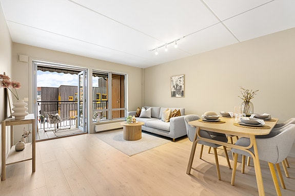 Velkommen til Lunden 32! - En rålekker, nyoppusset 3-roms med solrik balkong og garasje.