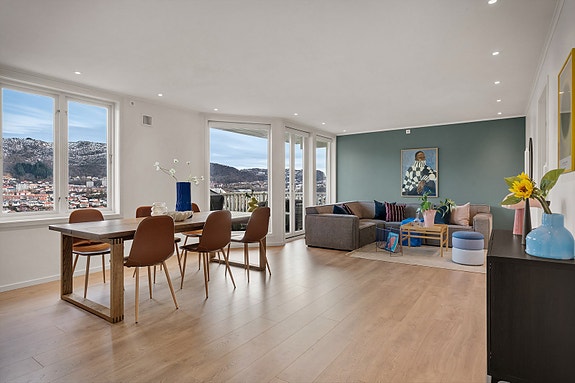 Aktiv Eiendomsmegling v/ Emil Vetter har den store gleden av å presentere Kristian Bings vei 63. Foto: IMOTIV