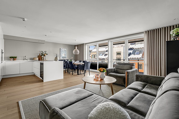 Velkommen til Øraveien 9A! Foto: Emil Jakobczyk.