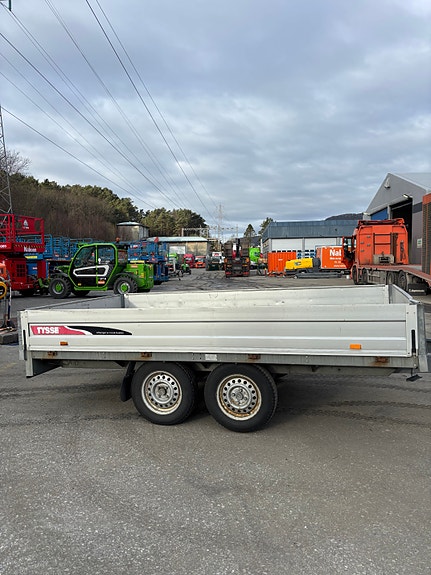 Product image 1 of 7