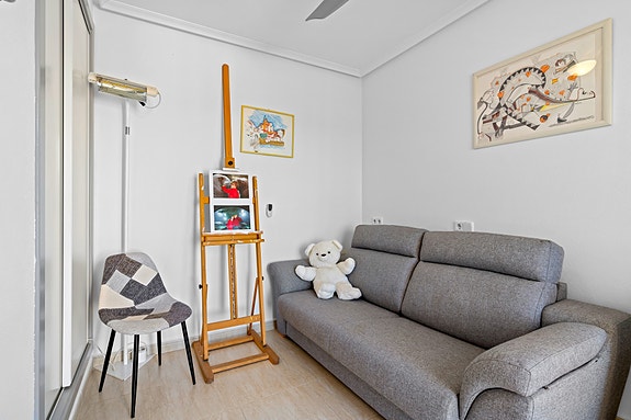 Villa med 3 soverom | Terrasse og hage | Felles basseng i El Raso | Møblert