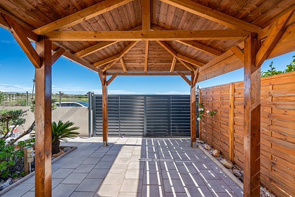 Villa med 3 soverom | Terrasse og hage | Felles basseng i El Raso | Møblert