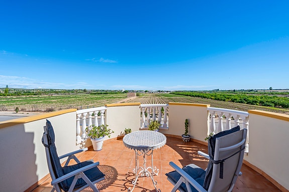 Villa med 3 soverom | Terrasse og hage | Felles basseng i El Raso | Møblert