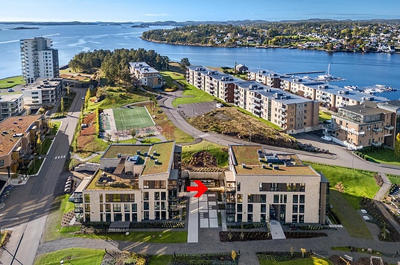 Bo sjønært på attraktive Jarlsø