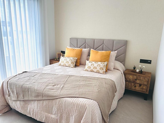 Villa med 3 soverom og 3 bad | Privat basseng og takterrasse | Nybygg i Benijófar