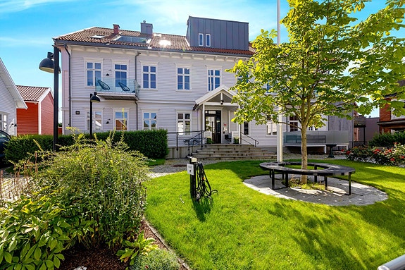 Velkommen til Østerveien 18! Ta kontakt med megler ved spørsmål om boligen.