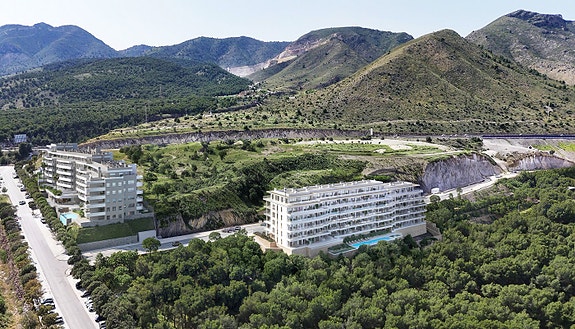 Nyhet! Moderne leilighet med havutsikt | 3 soverom | Terrasse | Spa og treningsrom