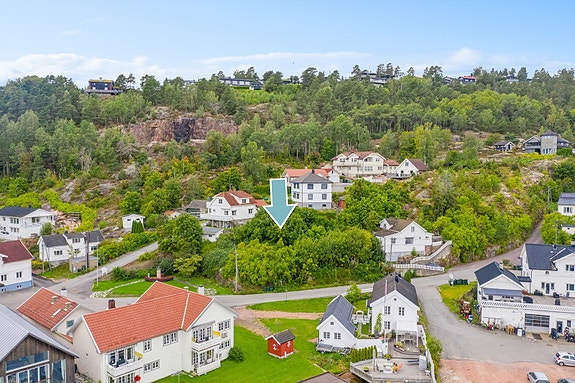 Populært område med koselig sørlandsidyll i Øvre Svelvik.