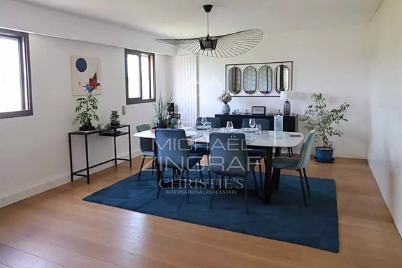 Apartment in Antibes