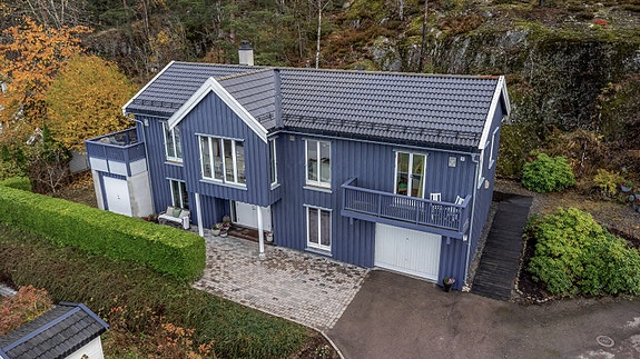 EiendomsMegler 1 v/Nima Oghani har gleden av å presentere Grønliveien 14!