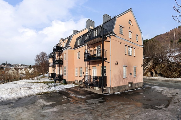 Ærverdig bygg med mye historie