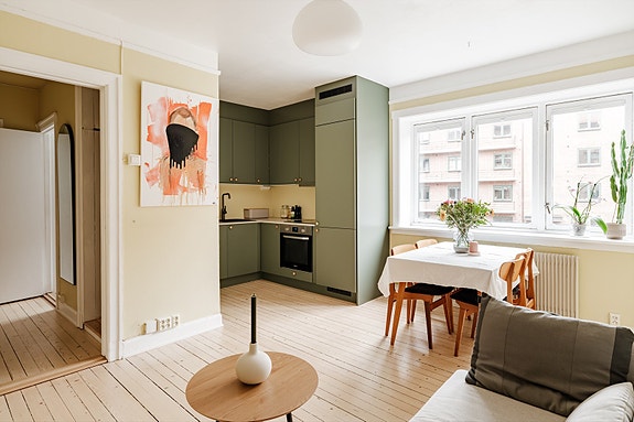 Caroline Ephraim v/ Nordvik Bjørvika har gleden av å presentere denne superkoselige leiligheten i Galgeberg 3J! Foto: Paul-Dan Dragoman
