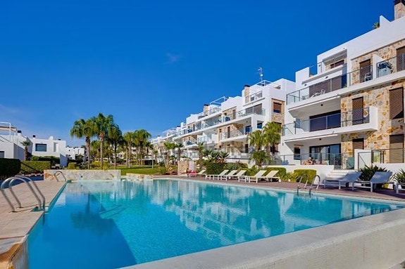 Rekkehus med hage og flere terrasser | Sørvendt | Møblert