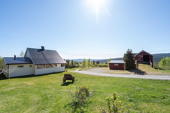 Velkommen til idylliske Sæterbygda 154!