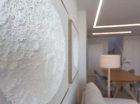 Leiligheter med 2–3 soverom i første linje mot sjøen | Havutsikt | Felles bassengområder