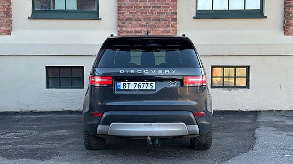 Land Rover Discovery 5 8 of 30