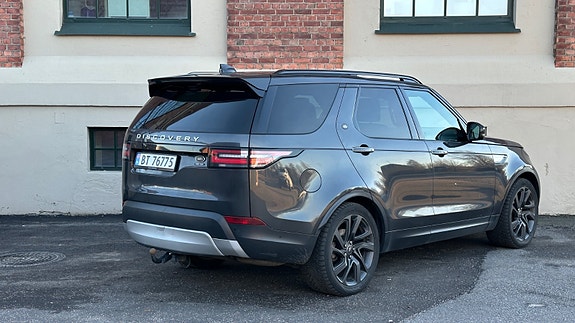 Land Rover Discovery 5 17 of 30