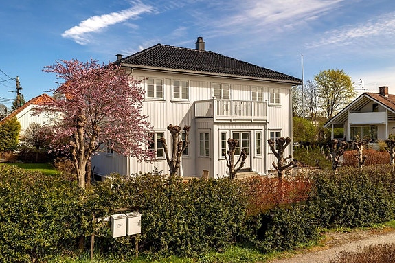 Velkommen til Borgenveien 25 C! Boligen er presentert av Nordvik avd. Frogner ved Kristian Karlsrud