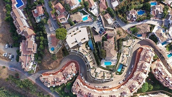 Penthouse med 2 soverom og takterrasse | Spa, basseng og treningsfasiliteter | 2 parkeringsplasser