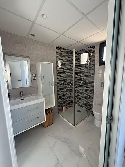 Leilighet med 3 soverom og terrasse | Sjøutsikt | Garasje og felles fasiliteter