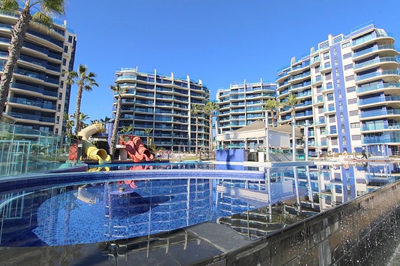 Leilighet med 2 soverom og terrasse | Sjøutsikt | Gode fellesfasiliteter