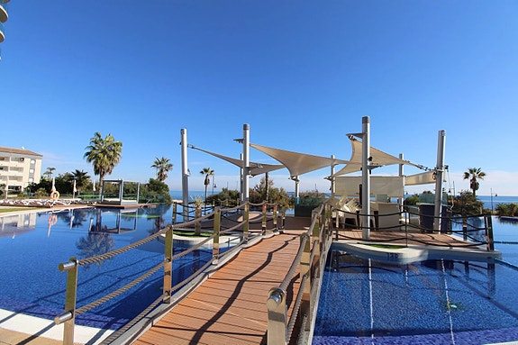 Leilighet med 2 soverom og terrasse | Sjøutsikt | Gode fellesfasiliteter