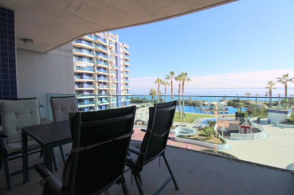 Leilighet med 2 soverom og terrasse | Sjøutsikt | Gode fellesfasiliteter