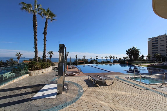 Leilighet med 2 soverom og terrasse | Sjøutsikt | Gode fellesfasiliteter