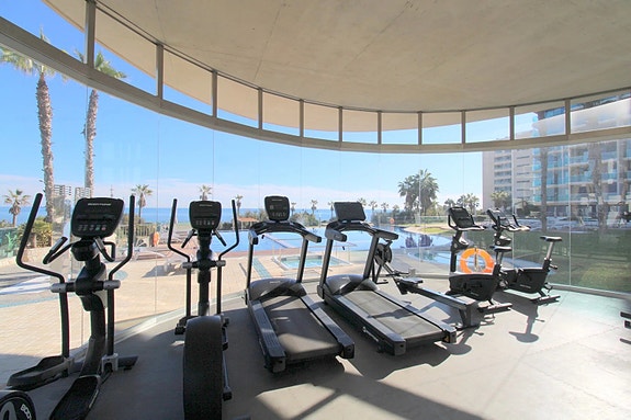 Leilighet med 2 soverom og terrasse | Sjøutsikt | Gode fellesfasiliteter