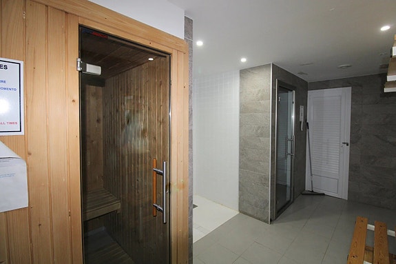 Leilighet med 2 soverom og terrasse | Sjøutsikt | Gode fellesfasiliteter