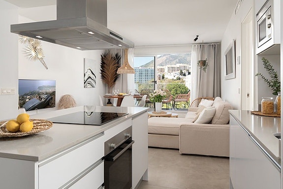Eksklusiv penthouse med 3 soverom | Privat takterrasse | Sjøutsikt | Utleielisens