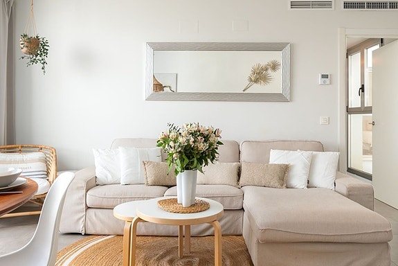 Eksklusiv penthouse med 3 soverom | Privat takterrasse | Sjøutsikt | Utleielisens